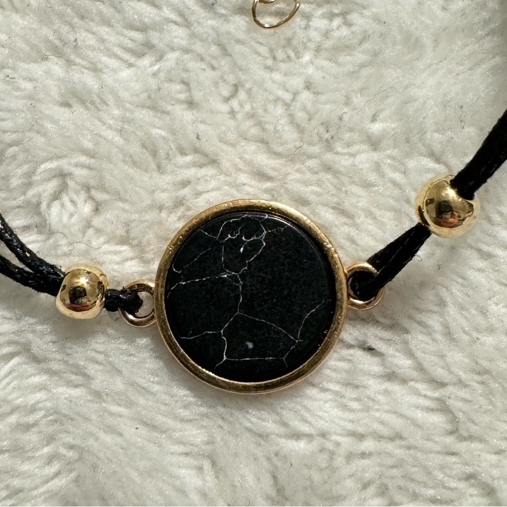 Beautiful Bracelet - Picture 2 of 3